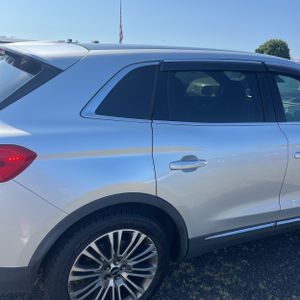 2016 Lincoln MKX RESERVE photo 9