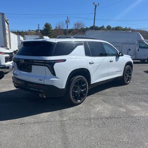 CHEVROLET TRAVERSE - 8