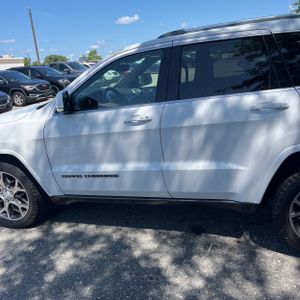 صورة 4 لـ 2018 JEEP GRAND CHEROKEE STERLING EDITION