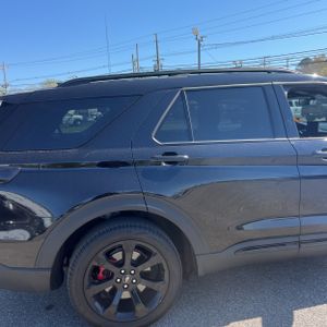 FORD EXPLORER ST - 9