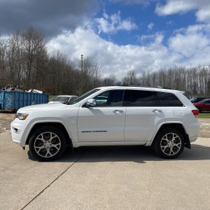 JEEP GRAND CHEROKEE OVERLAND - 3