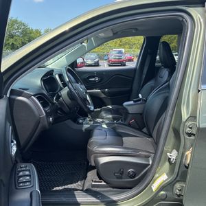 صورة مصغرة 32 لـ 2020 JEEP CHEROKEE LATITUDE PLUS