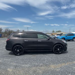 CHEVROLET TRAVERSE LT - 10