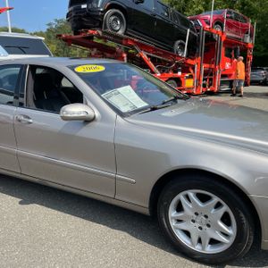 صورة 13 لـ 2006 Mercedes-BENZ S-CLASS
