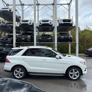 Mercedes-Benz GLE 350 - 10