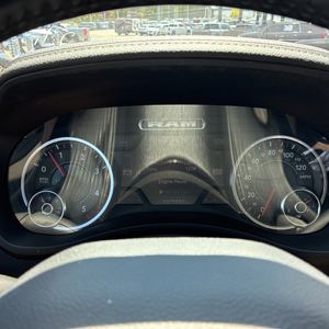 2024 RAM 2500 LARAMIE thumbnail 44