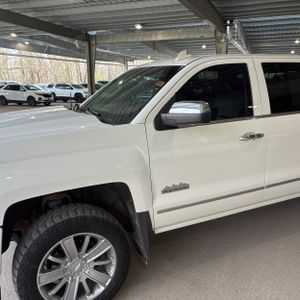 CHEVROLET SILVERADO 1500 HIGH COUNTRY - 2