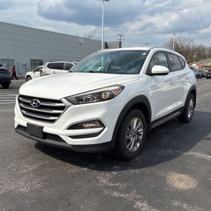 HYUNDAI TUCSON SE - 1