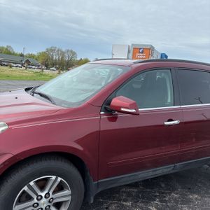 CHEVROLET TRAVERSE - 2