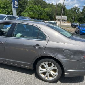 صورة 6 لـ 2012 FORD FUSION SE
