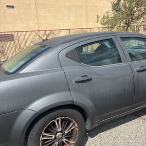 DODGE AVENGER SE - 9