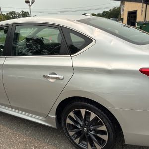 2016 Nissan SENTRA SR photo 6