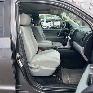 2015 Toyota SEQUOIA SR5 照片 33