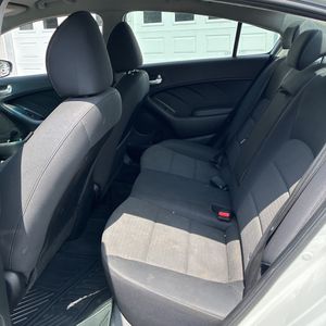 2018 KIA FORTE LX — миниатюра 33