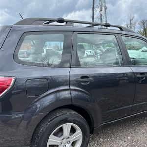 SUBARU FORESTER X - 9