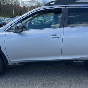 SUBARU OUTBACK PREMIUM - 4