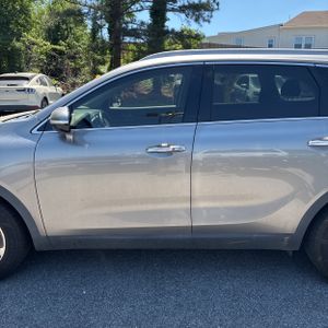 KIA SORENTO EX V6 - 4