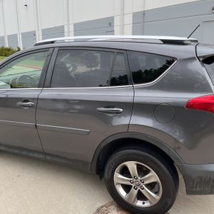 2015 Toyota RAV4 XLE 照片 6