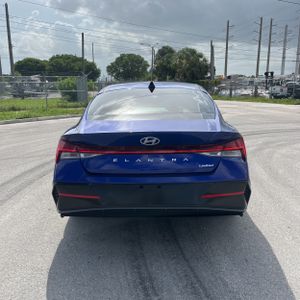 2024 Hyundai ELANTRA LIMITED — фото 7
