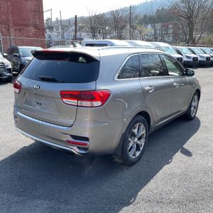 KIA SORENTO SX V6 - 8