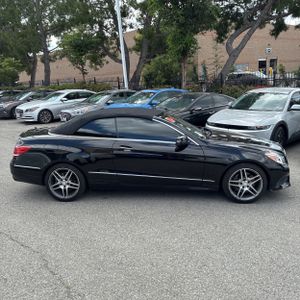 MERCEDES-BENZ E-CLASS - 10