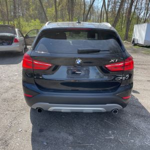BMW X1 XDRIVE28I - 7