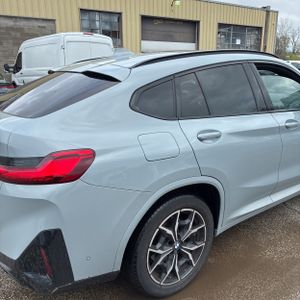 BMW X4 XDRIVE30I - 9