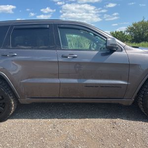 2017 JEEP GRAND CHEROKEE ALTITUDE — фото 11