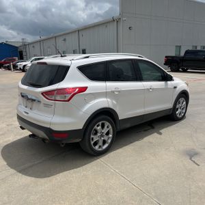 FORD ESCAPE TITANIUM - 8