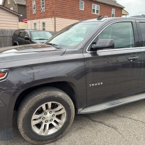 CHEVROLET TAHOE LS - 2