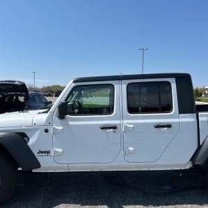 JEEP GLADIATOR - 4