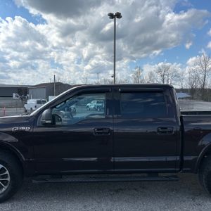 FORD F-150 XLT - 4