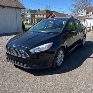 FORD FOCUS SE - 1