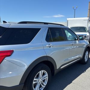 FORD EXPLORER XLT - 9