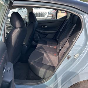 2025 Nissan SENTRA SR — миниатюра 32