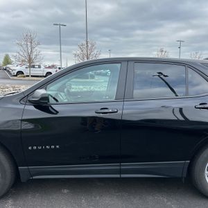 CHEVROLET EQUINOX LS - 4