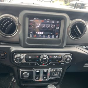 2021 JEEP WRANGLER WILLYS thumbnail 36