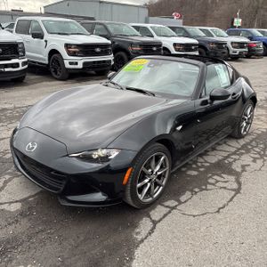 Mazda MX-5 Miata RF Grand Touring - 1