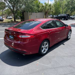 FORD FUSION SE - 8