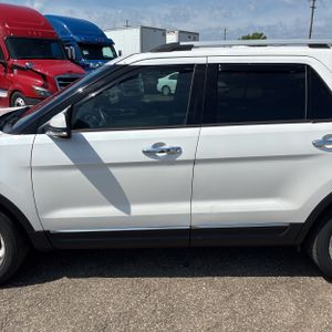 FORD EXPLORER LIMITED - 4