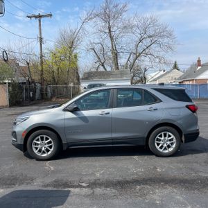 CHEVROLET EQUINOX LS - 3