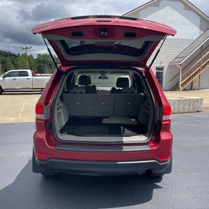 2011 JEEP GRAND CHEROKEE LAREDO — миниатюра 39