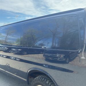 CHEVROLET EXPRESS 3500 - 6