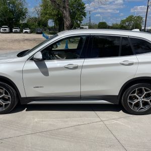 BMW X1 SDRIVE28I - 4