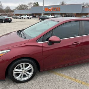 CHEVROLET CRUZE LT AUTO - 2