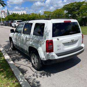 Jeep Patriot Base - 4