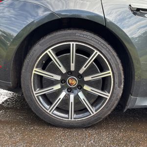 صورة مصغرة 19 لـ 2021 Porsche TAYCAN BASE