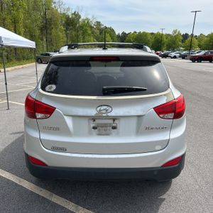 HYUNDAI TUCSON GLS - 7