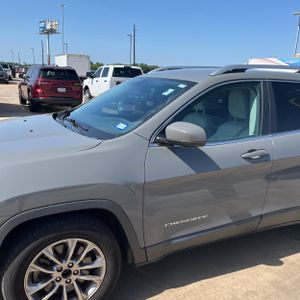 صورة 2 لـ 2020 JEEP CHEROKEE LATITUDE PLUS
