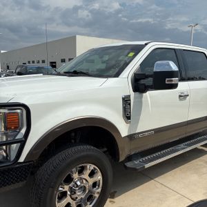 FORD F-250 SUPER DUTY LARIAT - 2